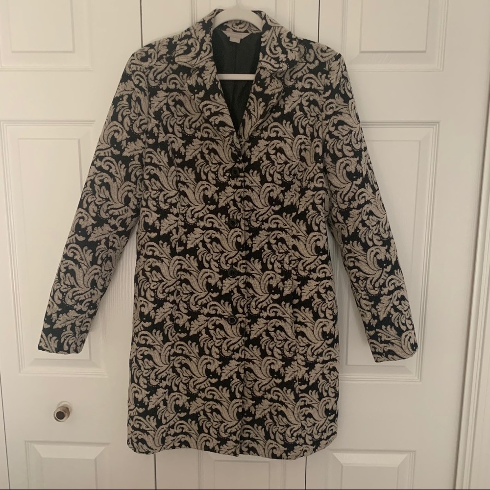 3/4 length overcoat , blazer like